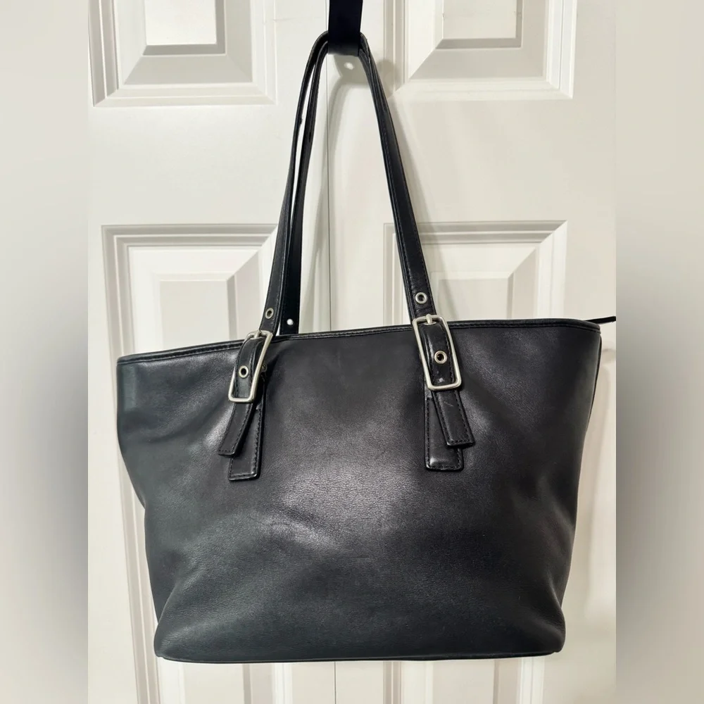 Coach Black Soft Leather Bag Satchel with Adjustable Straps EUC - Picture 6 of 10